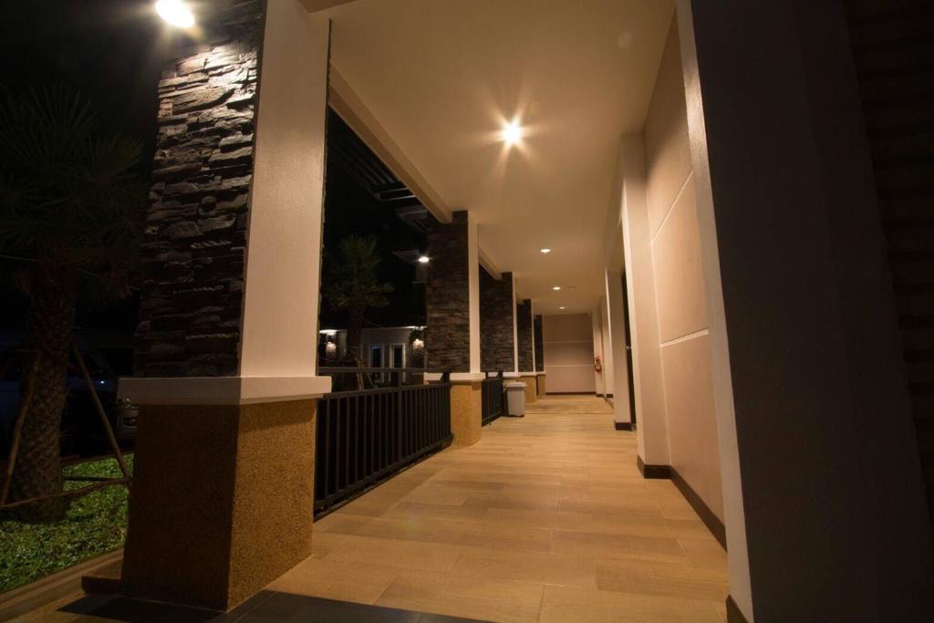 Fortune Surin Hotel Buitenkant foto