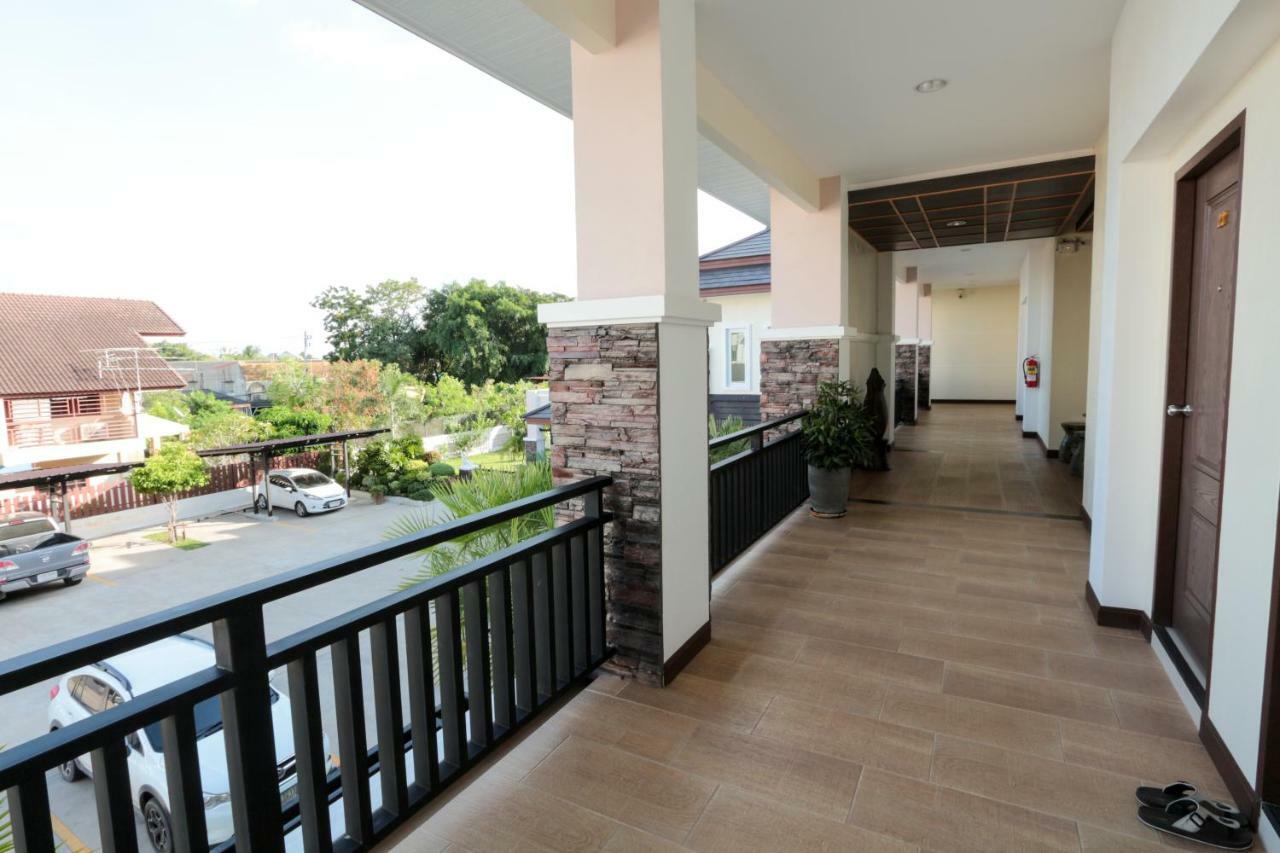 Fortune Surin Hotel Buitenkant foto